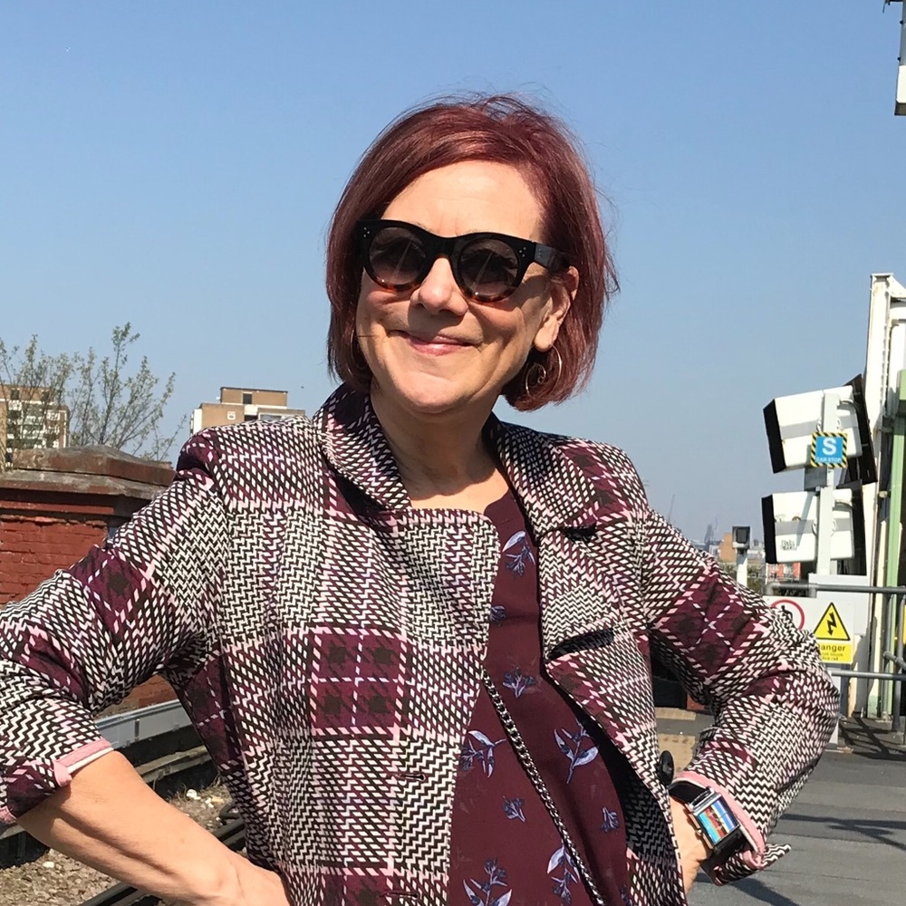 Meet your Posher, Lucinda